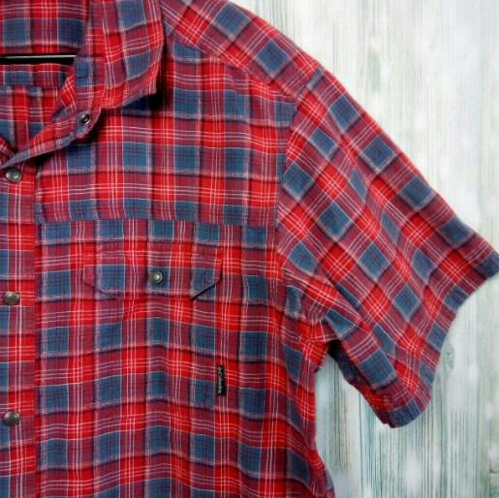 Columbia red plaid short sleeve snap button down